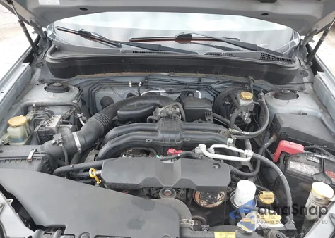 2013 Subaru Forester 2.5X Premium z USA, uszkodzony, nr VIN JF2SHADC8DH438172